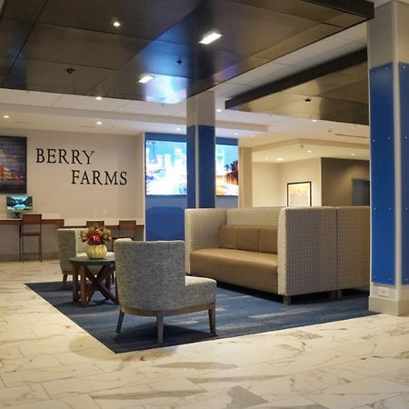 Holiday Inn Express & Suites Franklin - Berry Farms By Ihg Exteriör bild