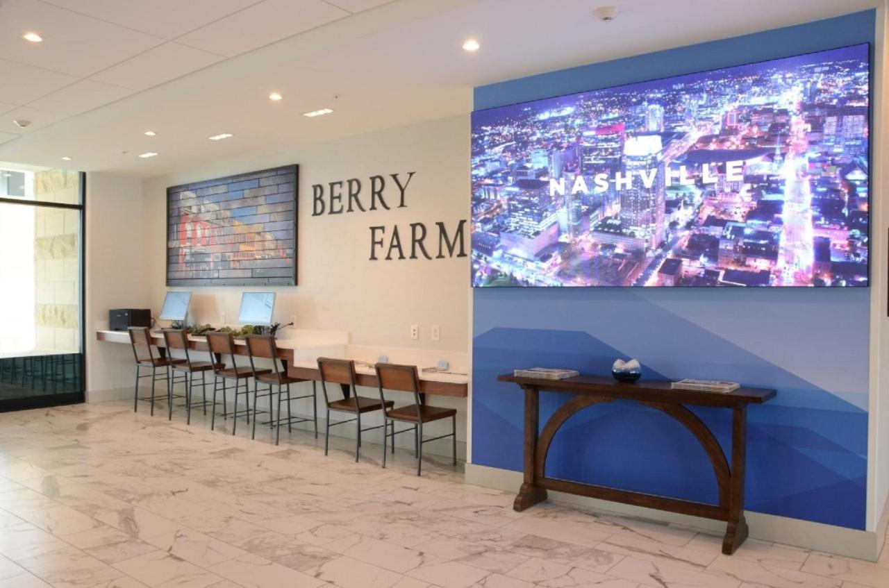 Holiday Inn Express & Suites Franklin - Berry Farms By Ihg Exteriör bild