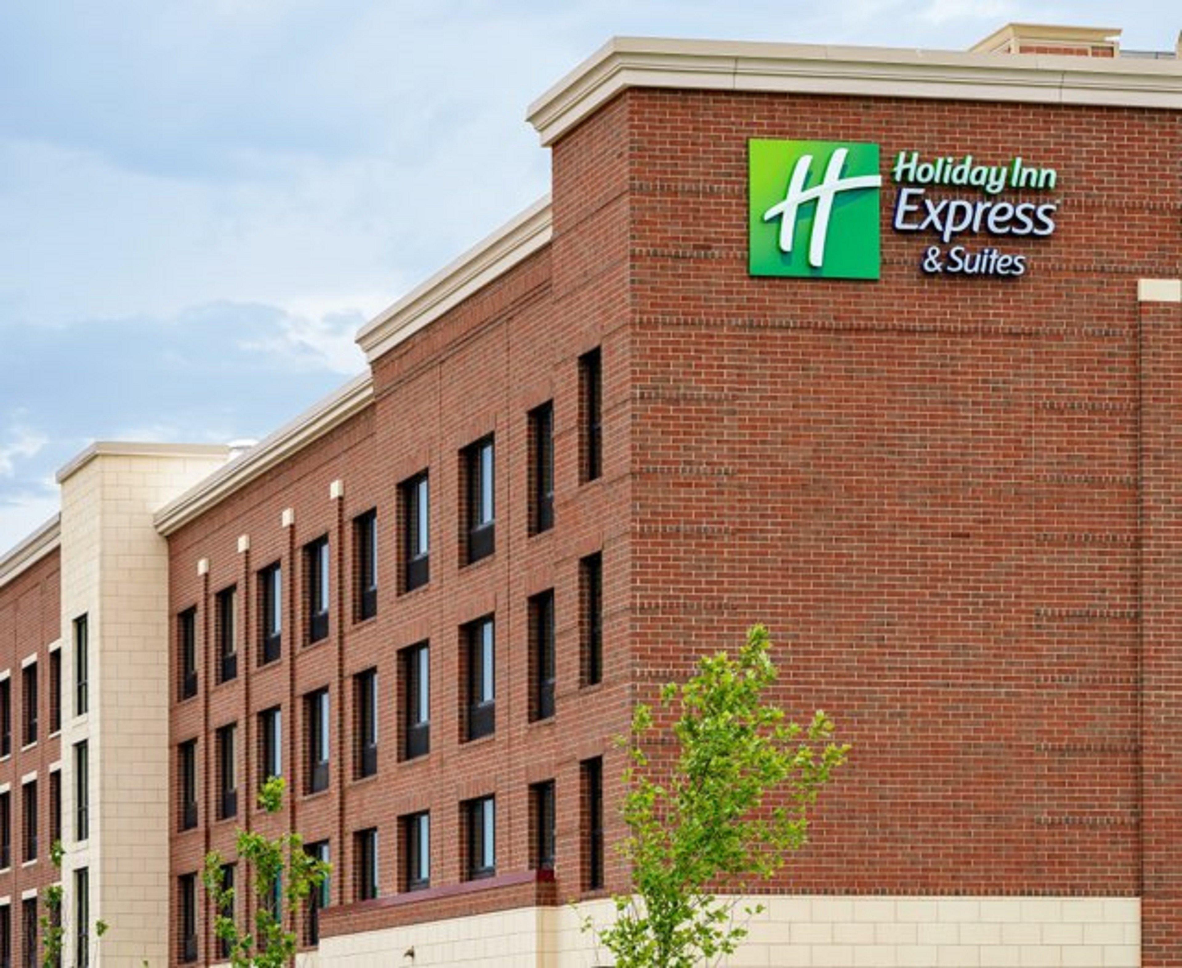 Holiday Inn Express & Suites Franklin - Berry Farms By Ihg Exteriör bild