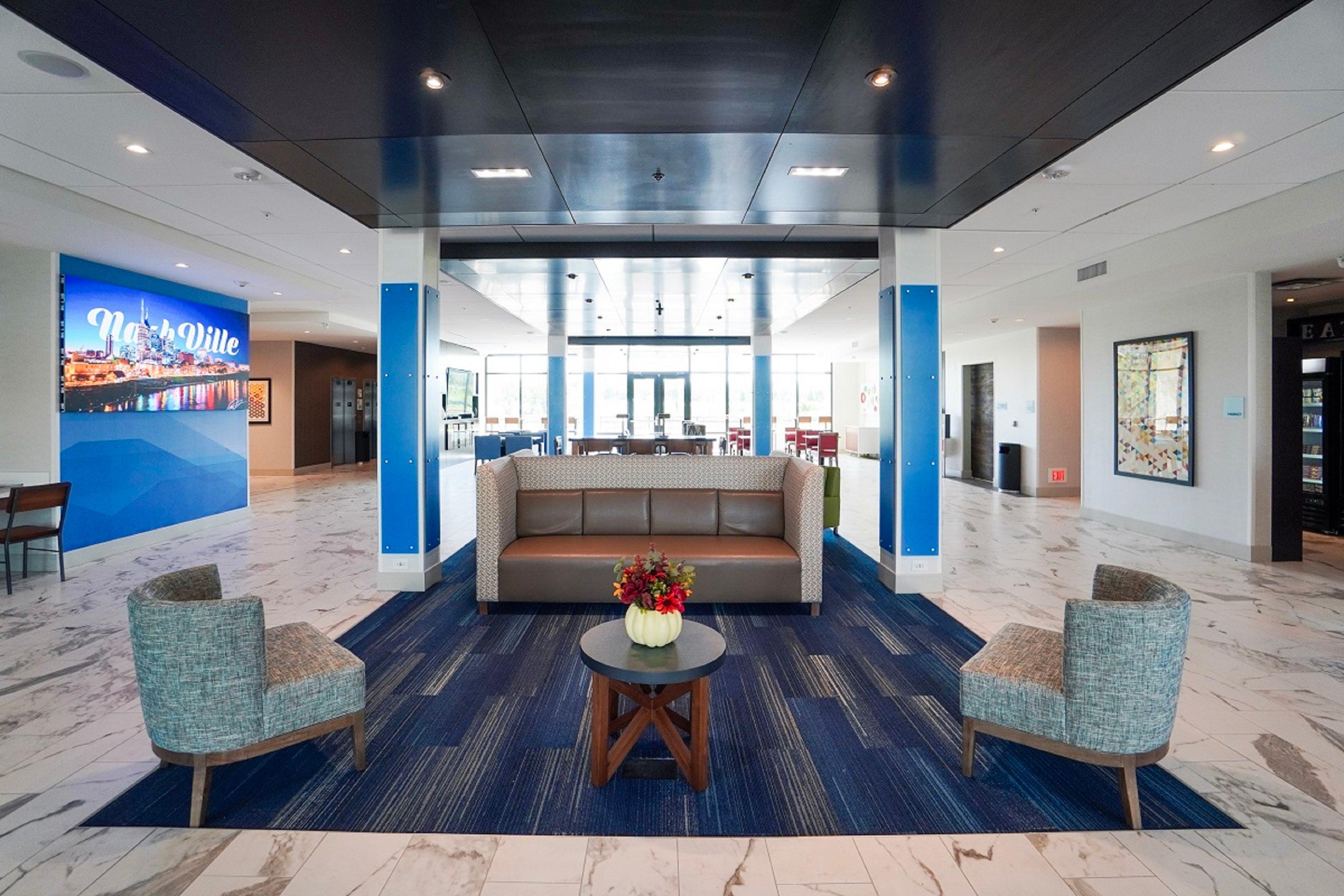 Holiday Inn Express & Suites Franklin - Berry Farms By Ihg Exteriör bild